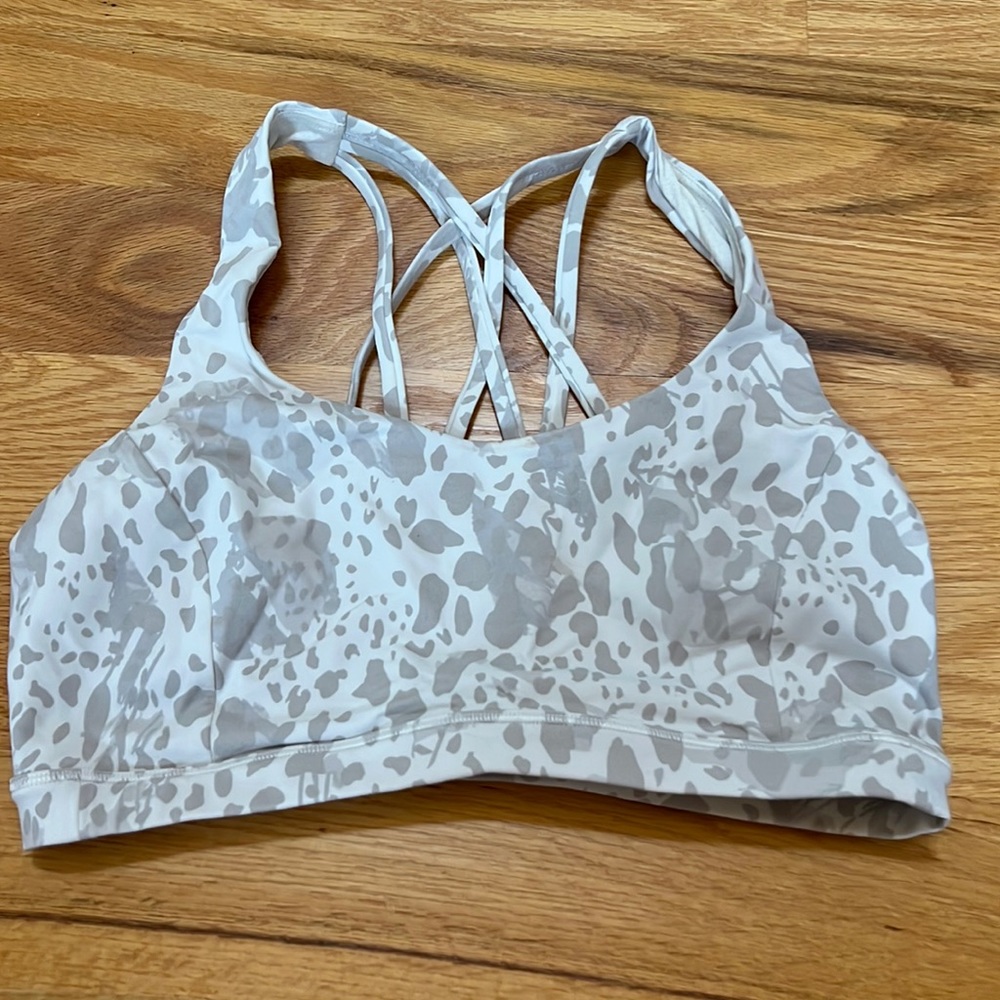 Lululemon sport bra